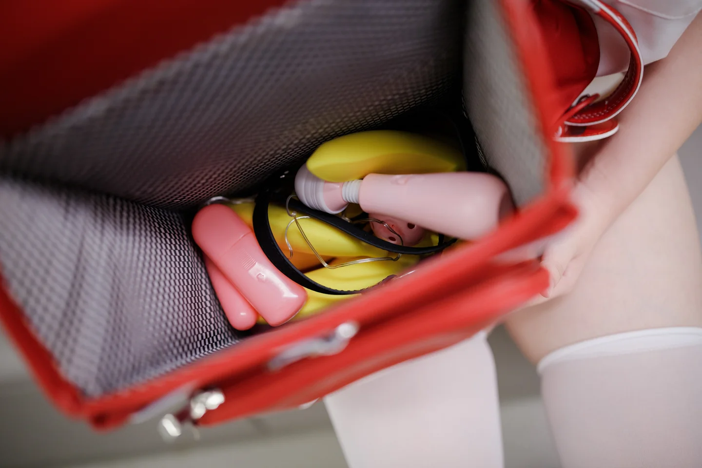 胡桃猫 - No.033 电车痴女 [152P-2GB] tg@simisebaisi 【丝足阁】076.webp